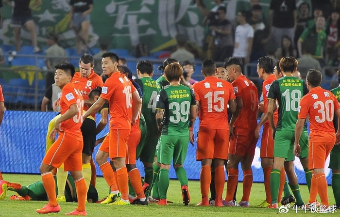 世界杯官方认证-鲁能队官宣迎来新合作伙伴，球迷为此给俱乐部点赞，值得期待|阿尔瓦罗|泰山队|中超|中卫|辽宁_新浪体育_新浪新闻