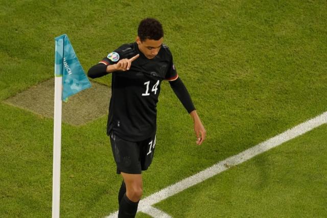 德国4人位置不保 三狮练大半年点球门将却是弱点？