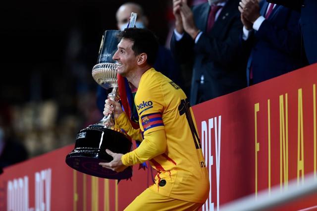 【国王杯】12分钟4球打懵毕尔巴鄂 巴萨4-0大胜夺冠