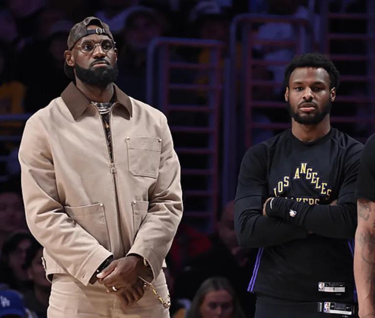 狂轰23+3+6！又一个詹姆斯，你继续加强三分，火箭就要给你顶薪了