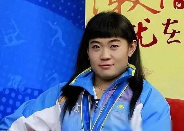 世界杯注册账号-体坛第一叛徒！她改洋名换国籍夺冠后称不是中国人，结局如何？|姚丽|哈萨克斯坦|马内扎|举重|教练_新浪体育_新浪新闻